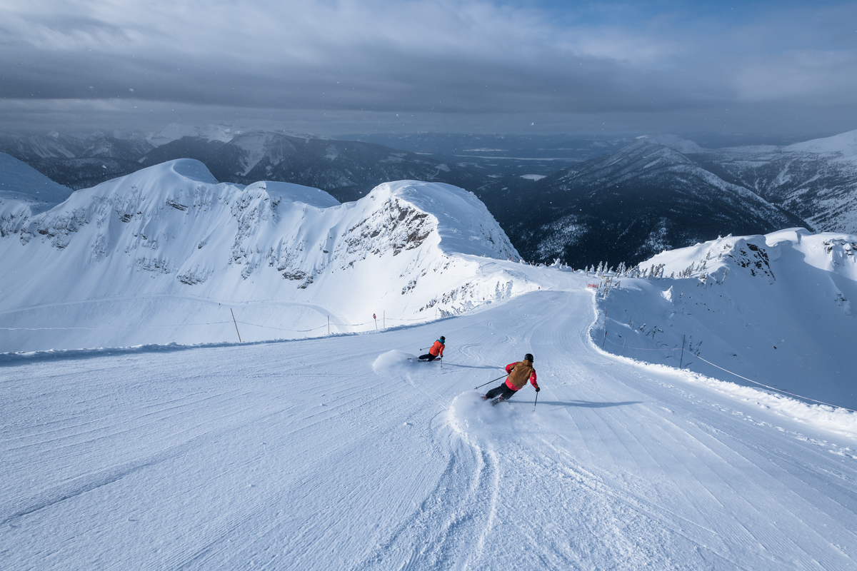 KFC_A Duo Of Skiers Downhill Skiing At Fernie Alpine Resort